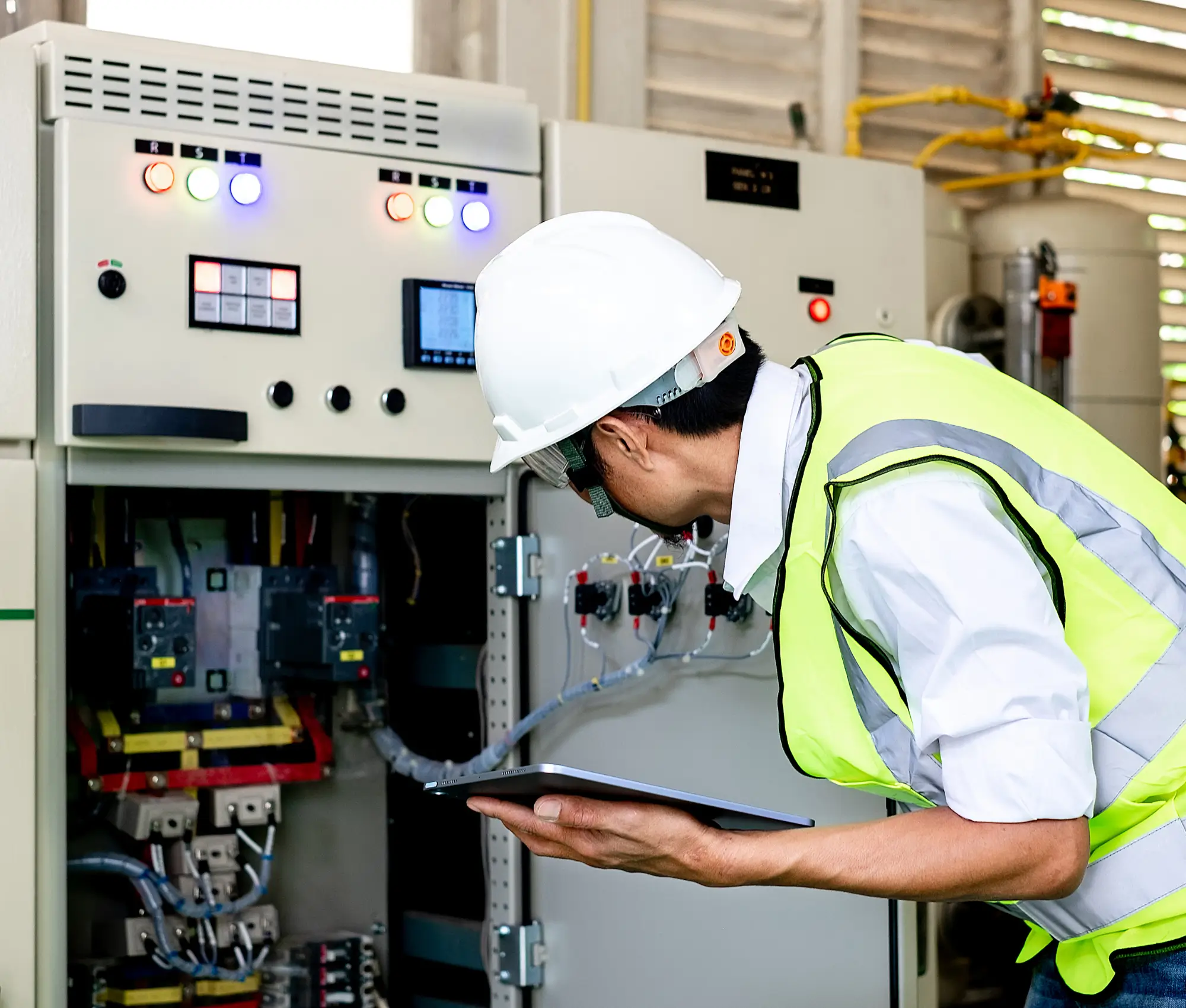 electrical contractors queens